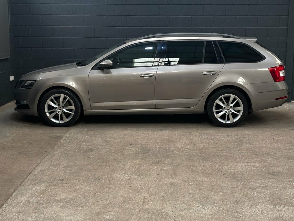 Skoda Octavia 1.4L Se L Beige #6