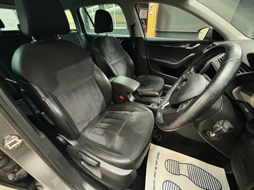 Skoda Octavia Hatchback Grey #23