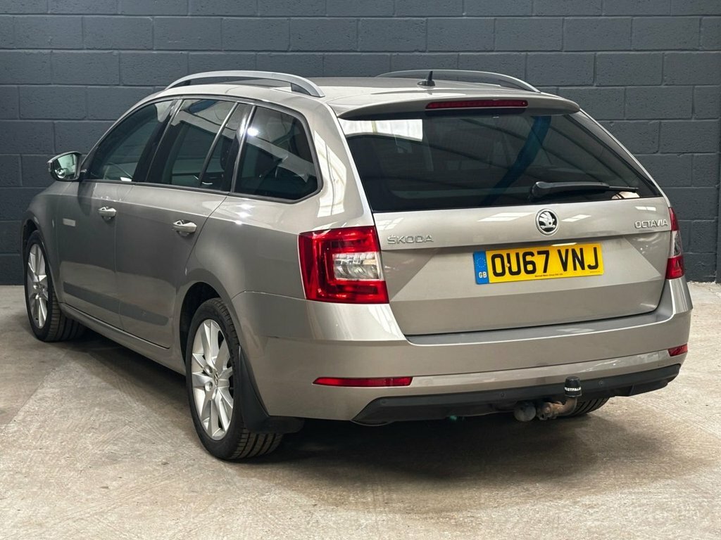 Skoda Octavia Hatchback Grey #8