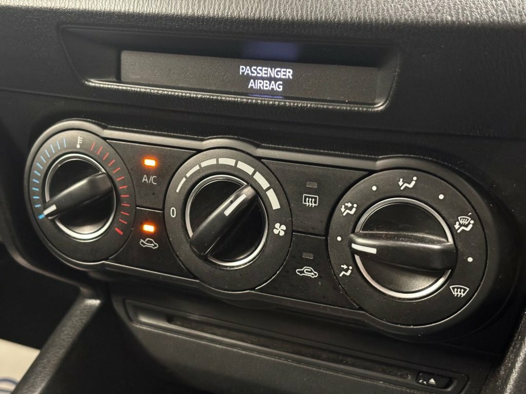 Mazda 3 2.0L Sport Black 118 Bhp Red #22