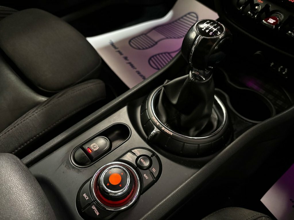 Mini Clubman Cooper White #20