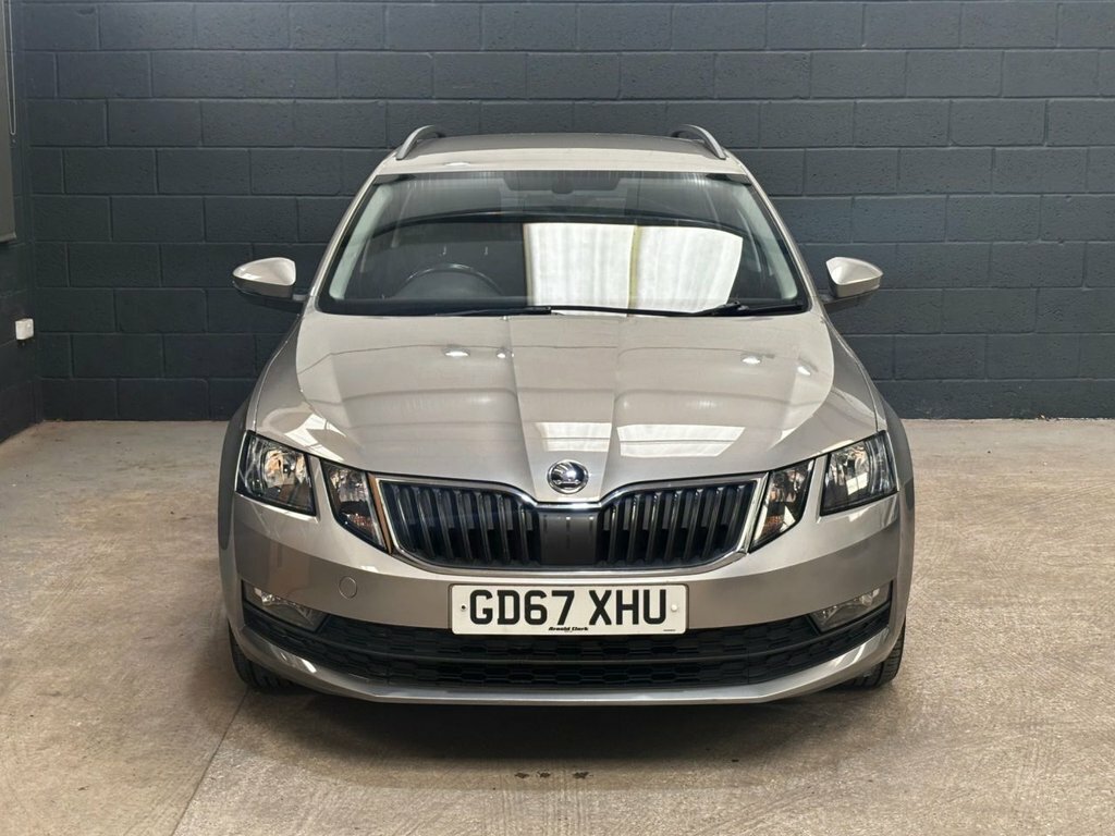Skoda Octavia 1L Se Beige #3