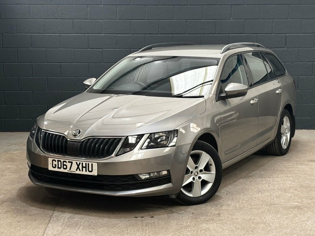 Skoda Octavia 1L Se Beige #4