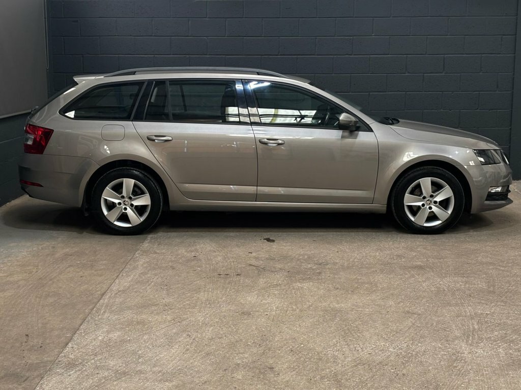 Skoda Octavia Se L Tsi Dsg Blue #12