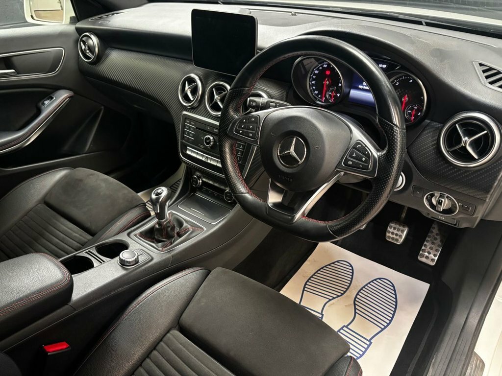 Mercedes-Benz A Class 1.5L Amg Line White #2