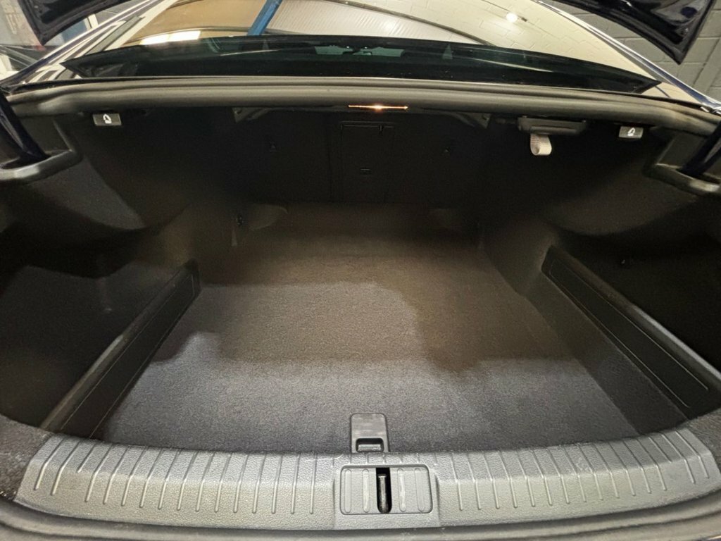 Volkswagen Passat Se Business Tdi Bluemotion Technology Silver #22