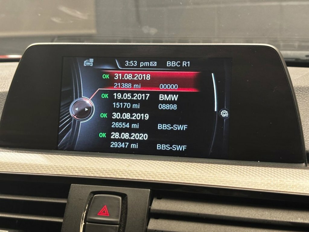BMW 3 Series Estate Black #18