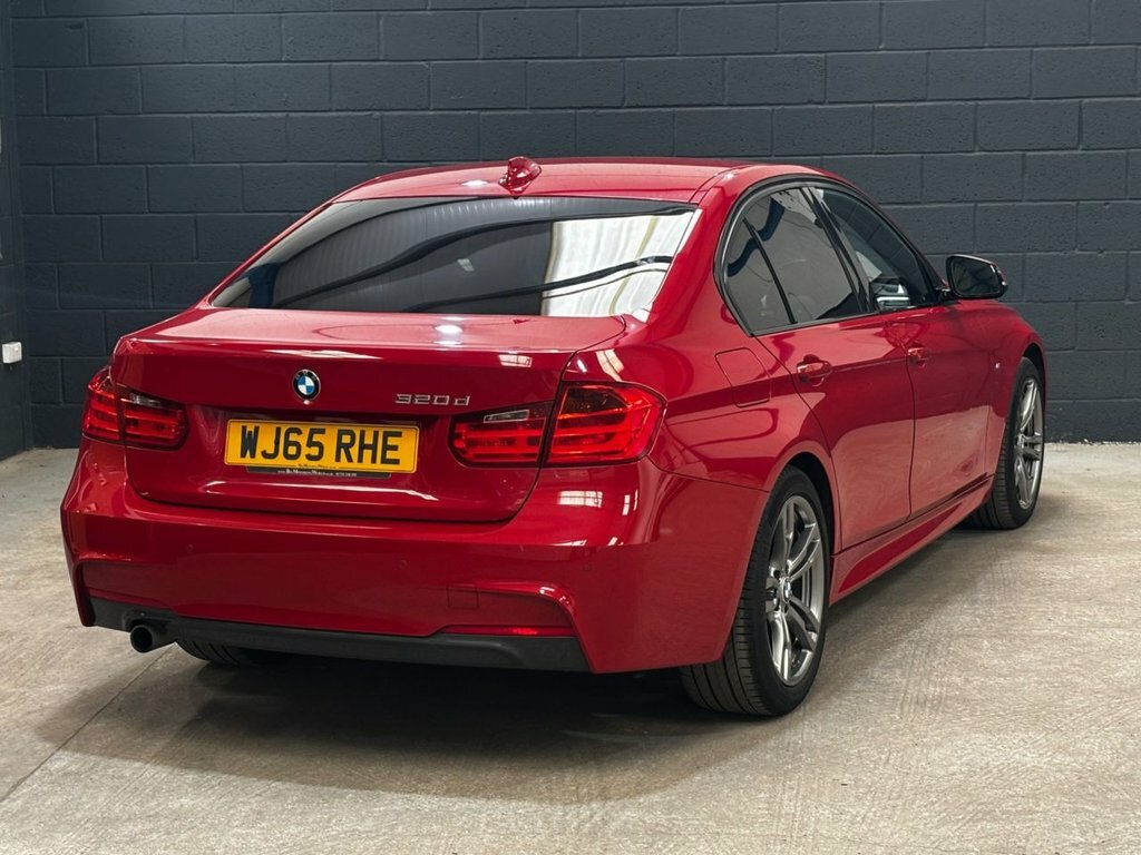 BMW 3 Series Estate Black #10