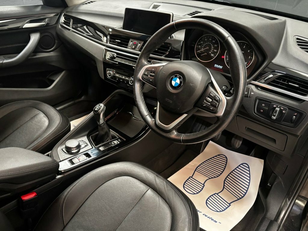 BMW X1 2L Xline Black #2