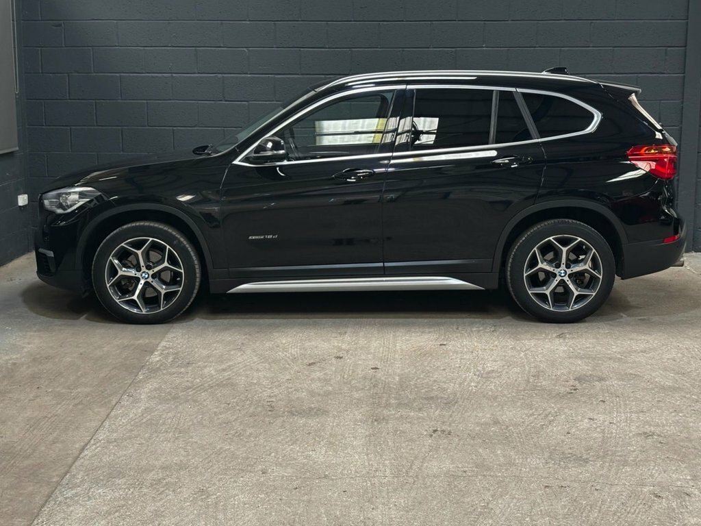 BMW X1 2L Xline Black #6