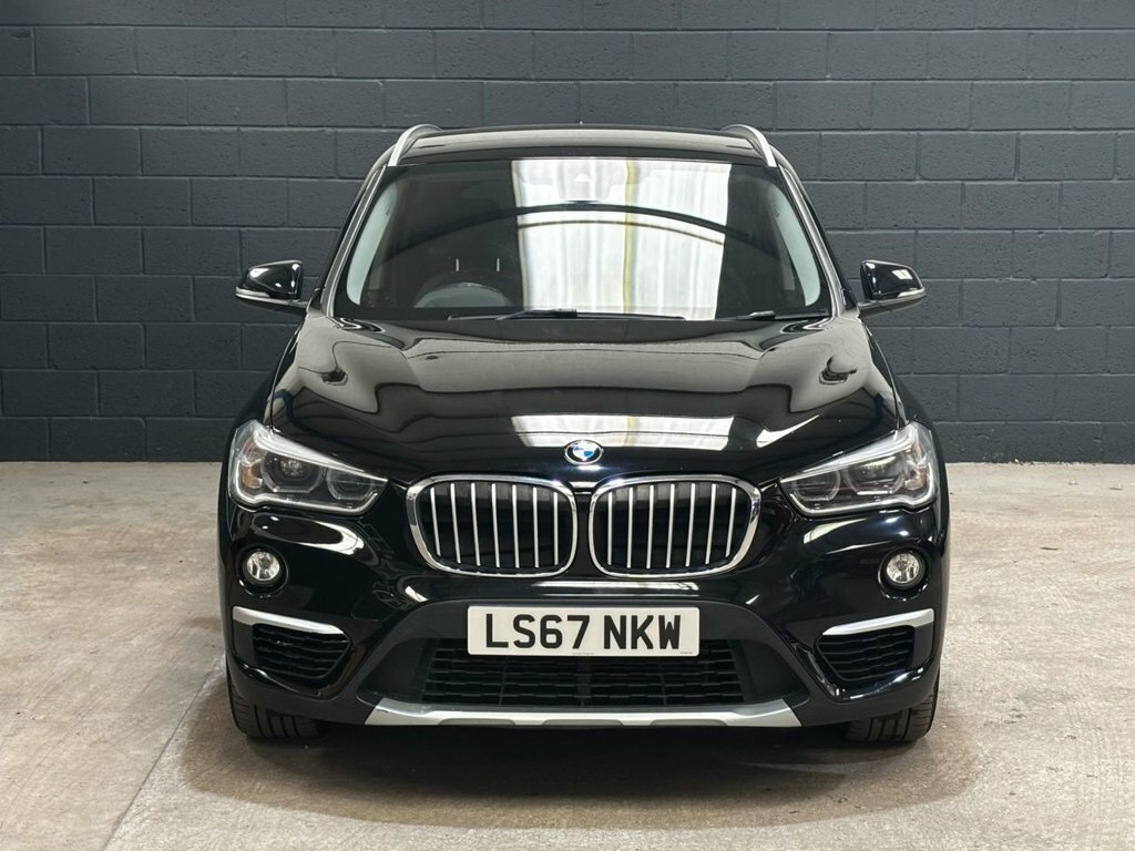 BMW X1 2L Xline Black #3