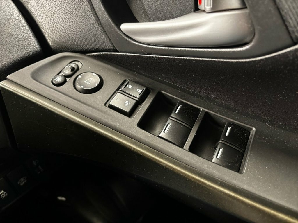 Honda Civic 1.4 I-vtec Se Euro 5 Ss Black #23