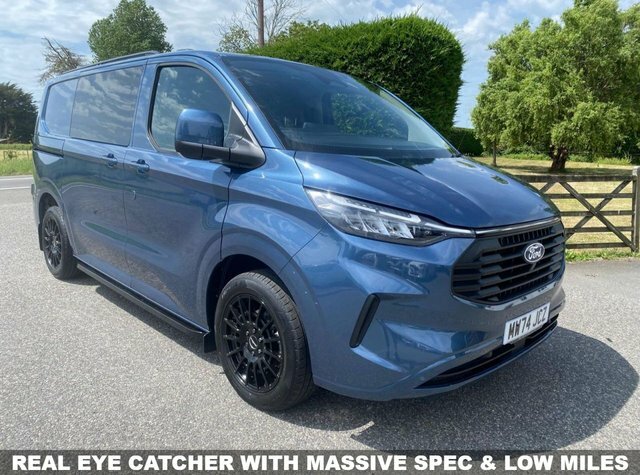 Ford Transit Custom 320 Limited Dciv 6 Seater Crewvan L1 Swb 2.0 Ecobl Blue