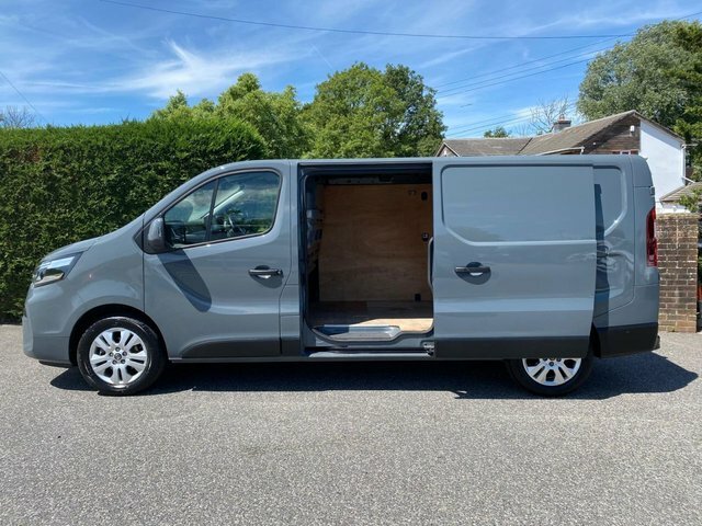 Nissan Primastar Tekna L2 H1 Lwb 2.0 Dci 110Ps YB23DCY Grey #6