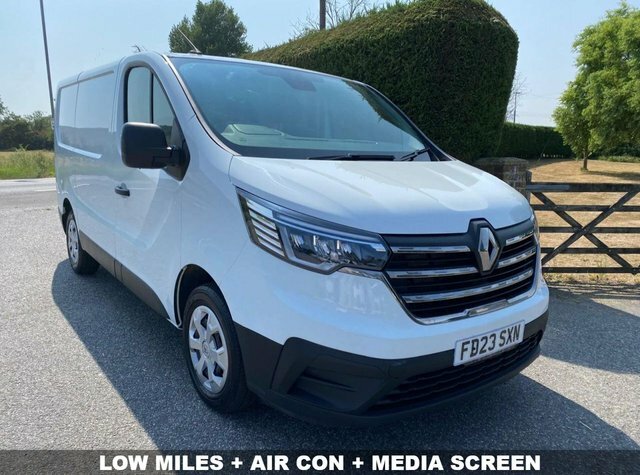 Renault Trafic Sl30 Advance 2.0 Dci 130Ps White