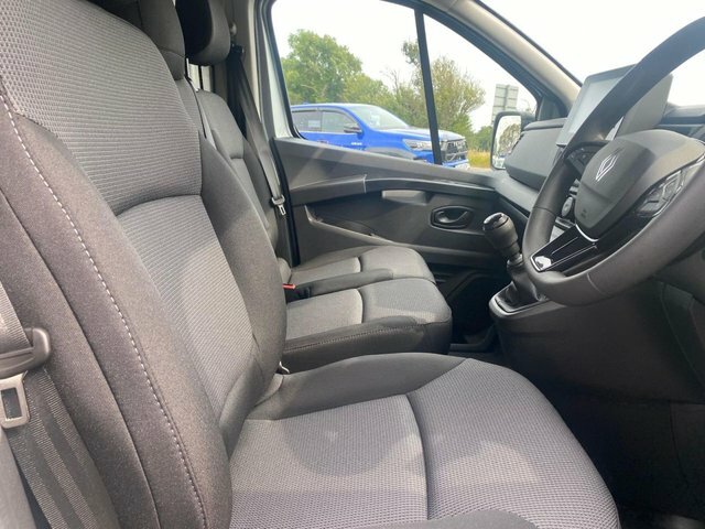 Renault Trafic Trafic Ll30 Blue Dci 170 Extra Sport Van Edc Black #19