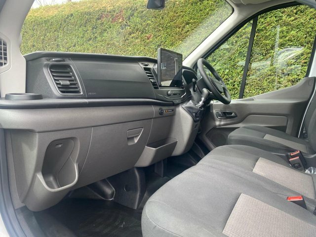 Ford Transit Custom Custom 320 Limited L1 Swb Double Cab In Van Fwd 2. Black #17