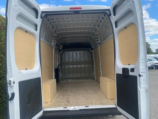 Peugeot Boxer Professional Grey #8