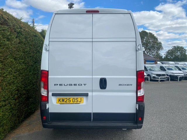 Peugeot Boxer Professional Grey #7
