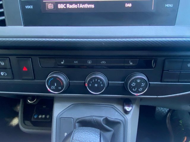 Volkswagen Transporter 2.0 Tdi 110 Startline Van White #38