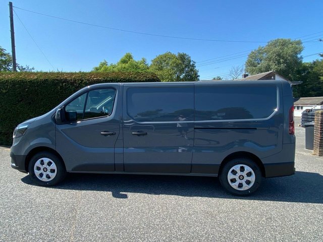 Renault Trafic L30 Advance Lwb 2.0Dci 130 Bhp Rare Tailgate Mode Grey #5