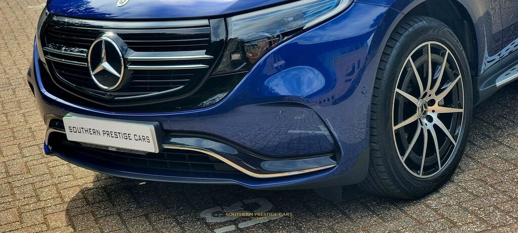 Mercedes-Benz EQC Suv Black #31