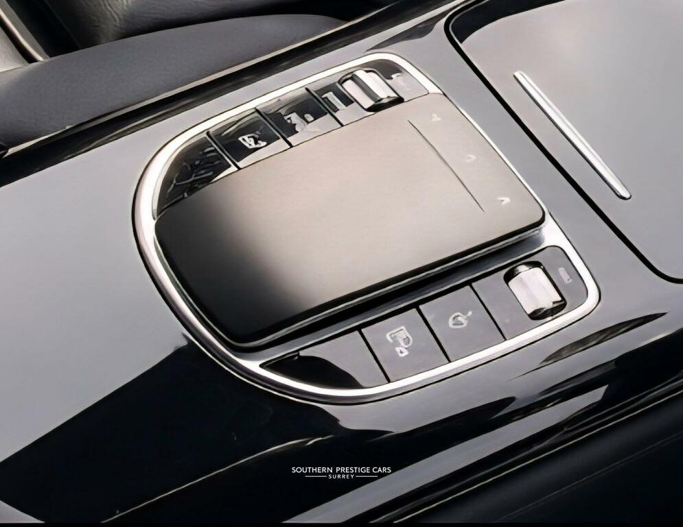 Mercedes-Benz EQC Suv Black #35