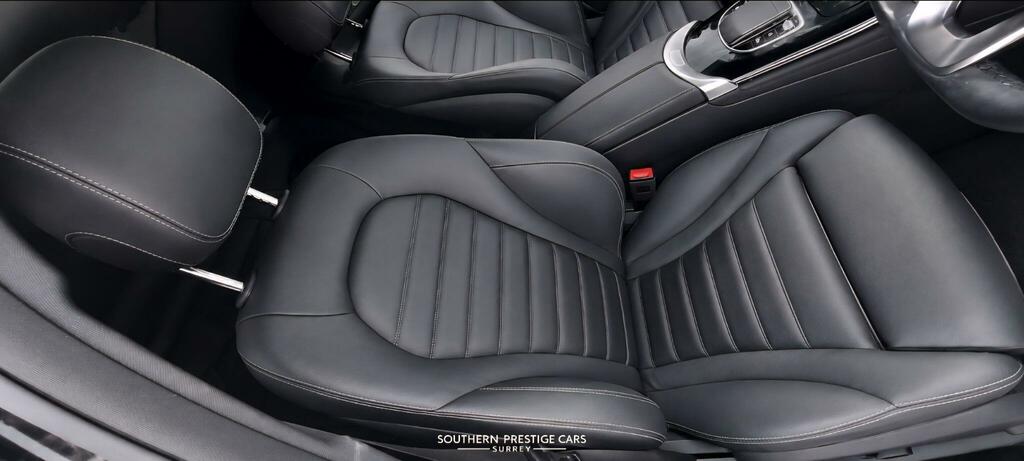 Mercedes-Benz EQC Suv Black #36