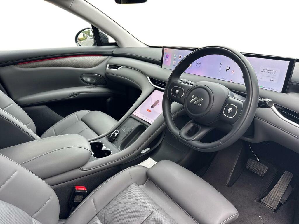 MG IM6 300Kw Long Range 100Kwh VN26PWE Black #3
