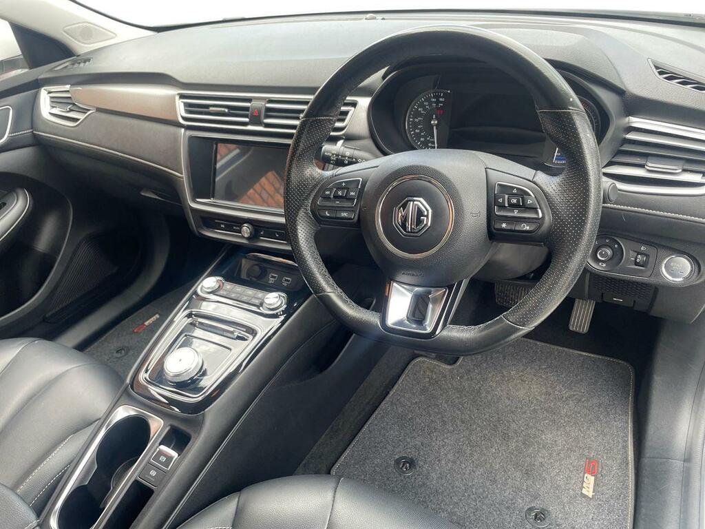 MG MG5 115Kw Exclusive Ev 53Kwh White #3