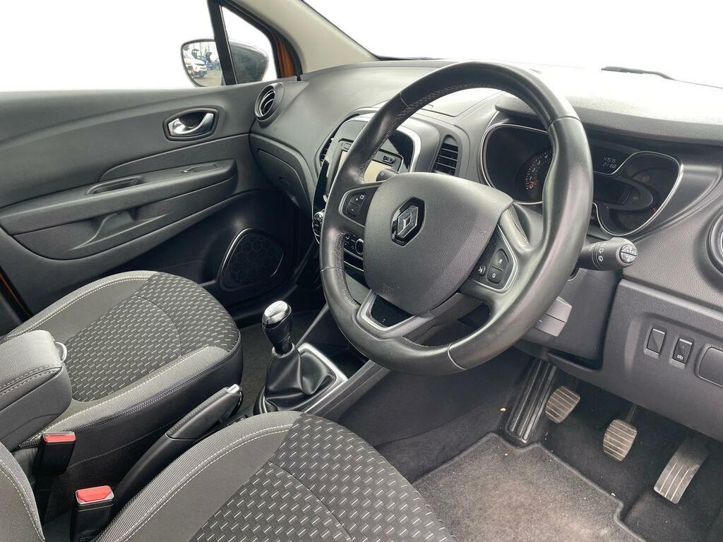 Renault Captur 0.9 Tce 90 Dynamique S Nav BW17ETJ Orange #3