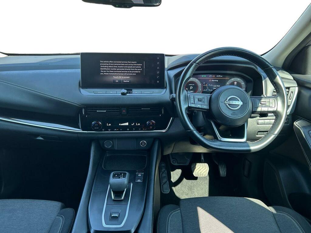 Nissan Qashqai 1.3 Dig-t Mh 158 N-connecta Glass Rf Xtronic Brown #12