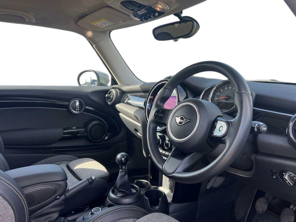 Mini Hatch 1.5 One Classic BG22YXS Grey #3