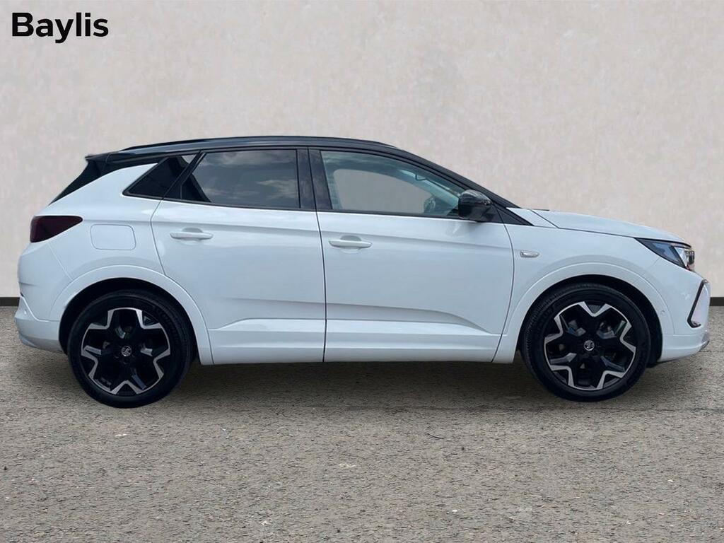 Vauxhall Grandland 1.2 Turbo Ultimate VN23HHE White #4