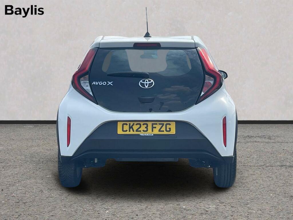 Toyota Aygo X 1.0 Vvt-i Pure CK23FZG White #5