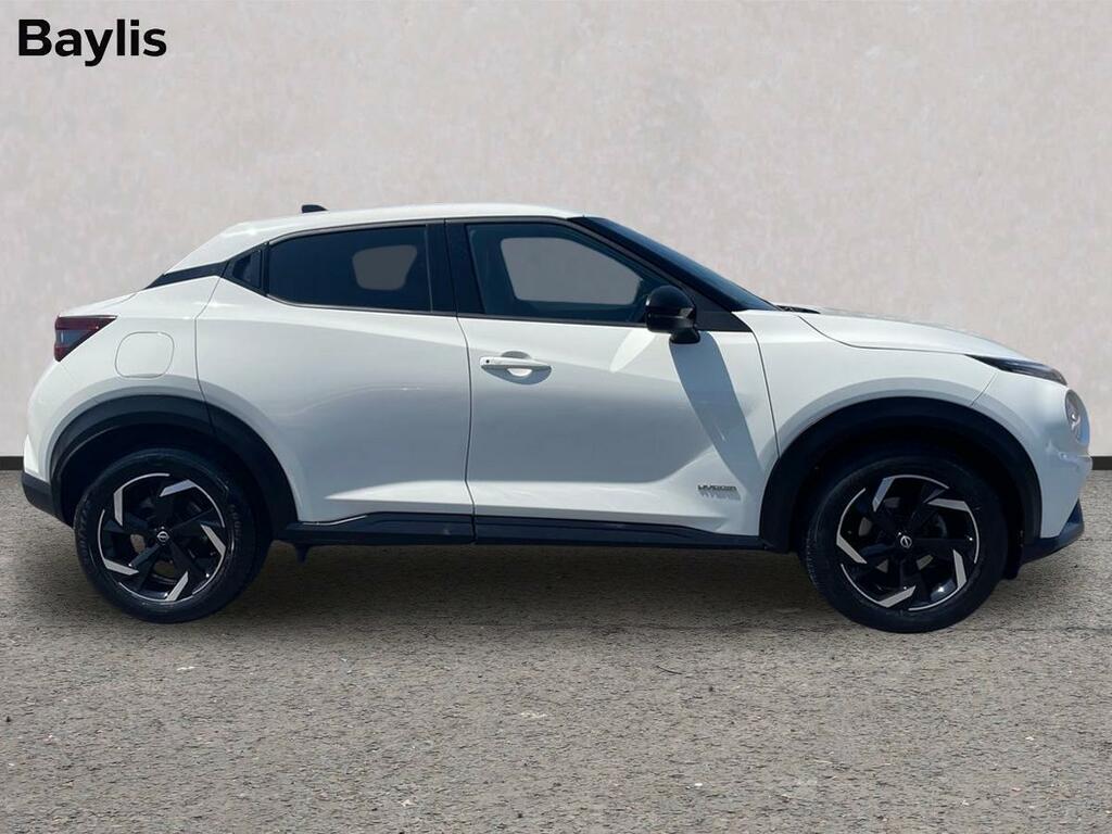 Nissan Juke 1.6 Hybrid N-connecta EY23ONB White #4