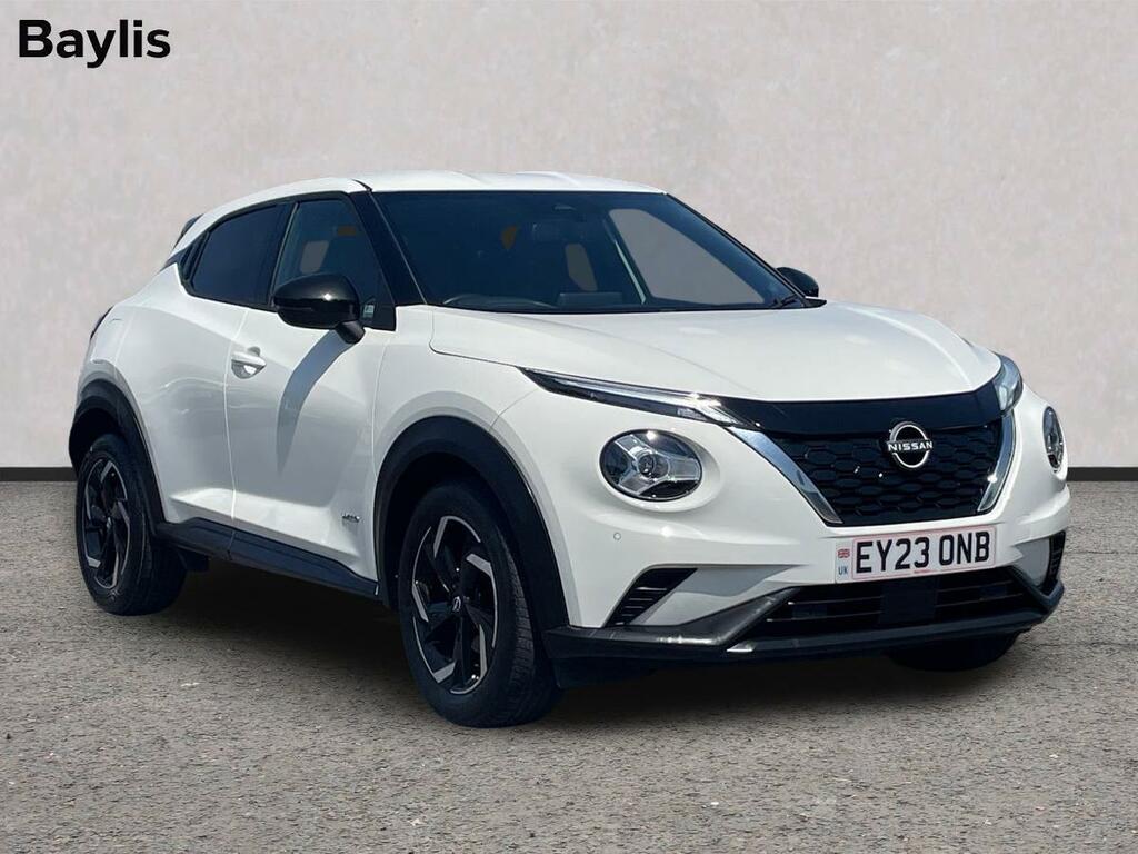 Nissan Juke 1.6 Hybrid N-connecta White