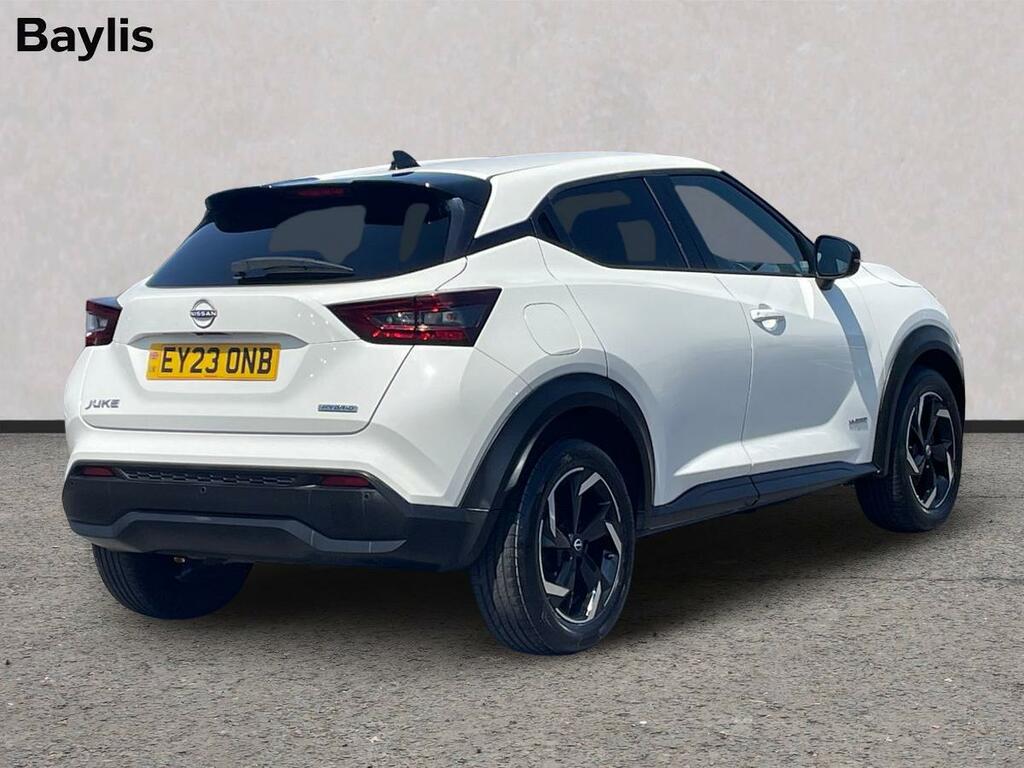 Nissan Juke 1.6 Hybrid N-connecta EY23ONB White #2
