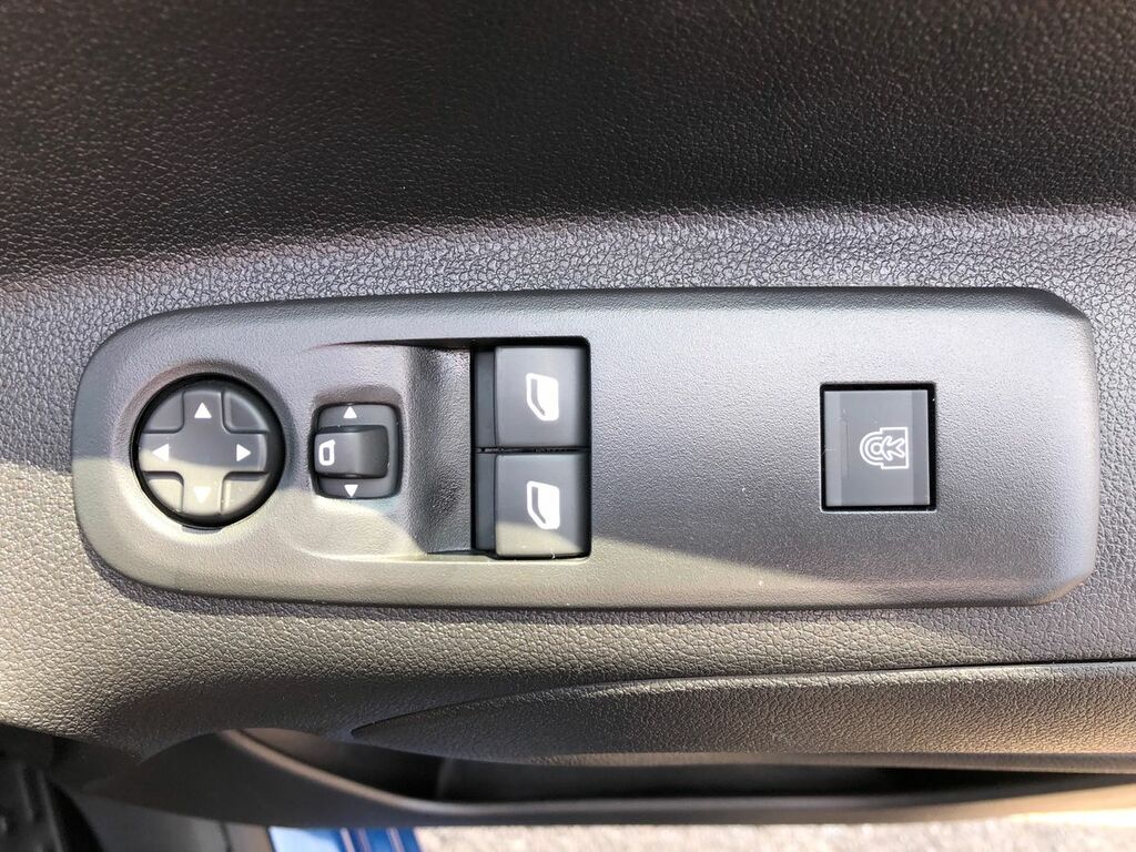 Vauxhall Combo Life Energy XL Blue #16