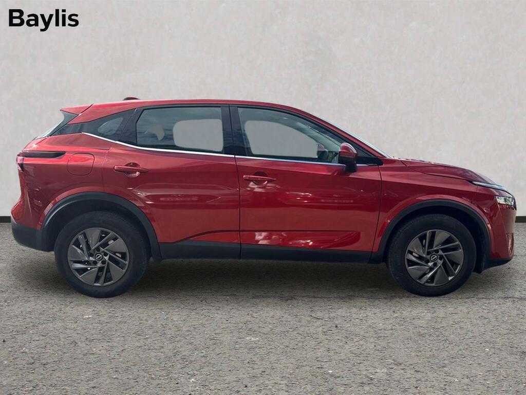 Nissan Qashqai 1.3 Dig-t Mh Acenta Premium FG23VGN Red #4