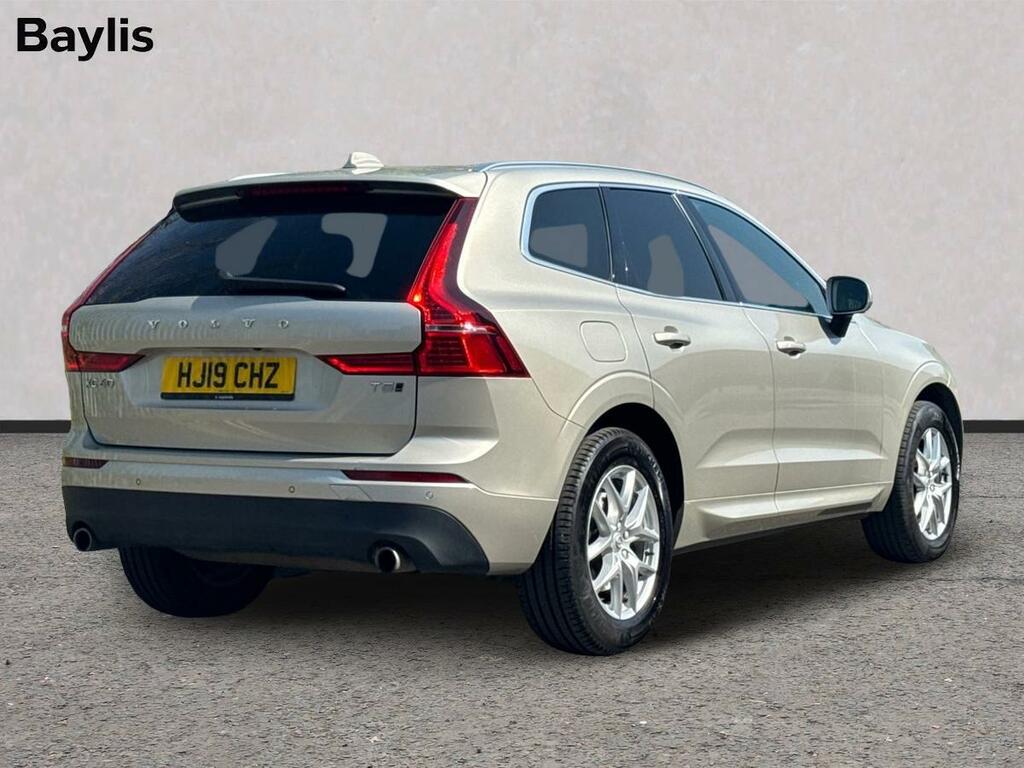 Volvo XC60 2.0 T5 250 Momentum Pro Awd Geartronic Gold #2