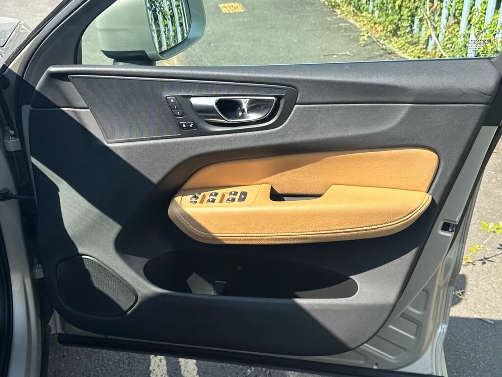 Volvo XC60 T5 Awd R-design Pro Panoramic Roof, Bli Blue #36