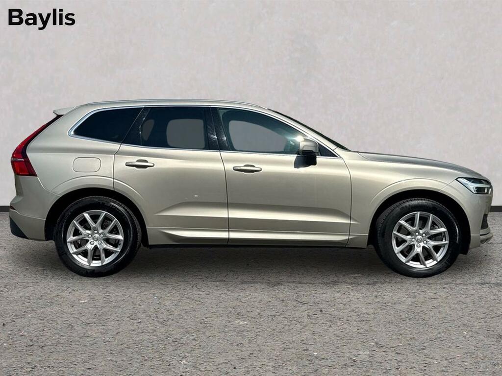 Volvo XC60 2.0 T5 250 Momentum Pro Awd Geartronic Gold #4