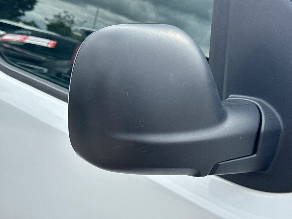 Vauxhall Vivaro 2900 1.5D 100Ps Pro H1 Van Black #35