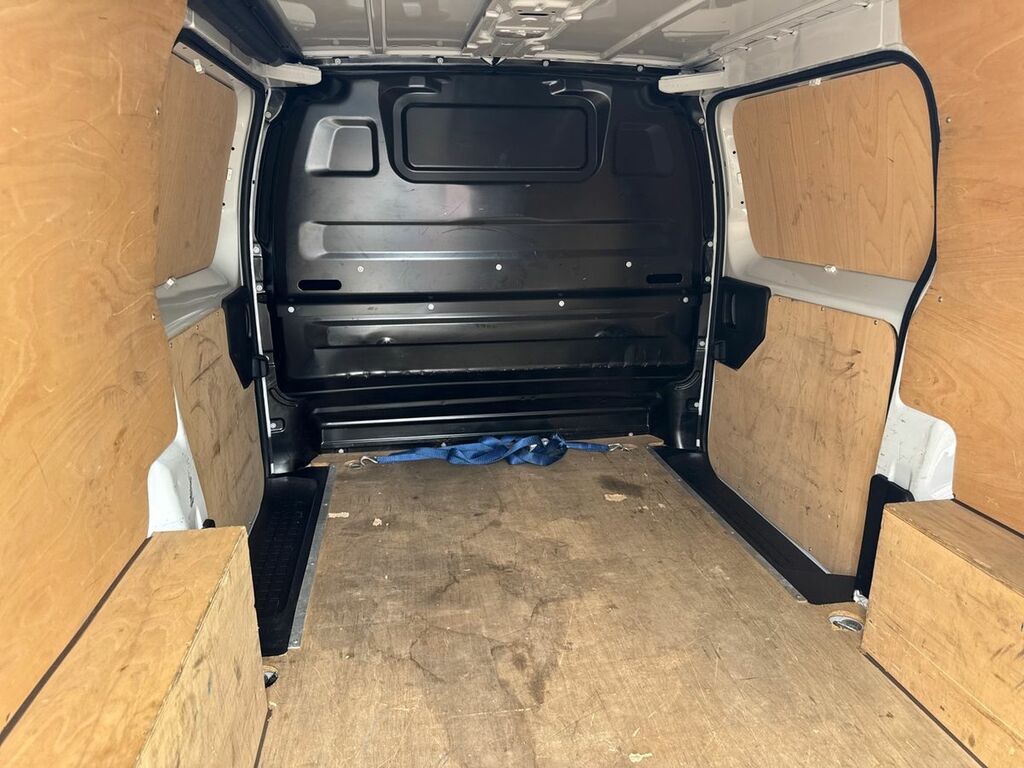 Vauxhall Vivaro 2900 1.5D 100Ps Pro H1 Van Black #23