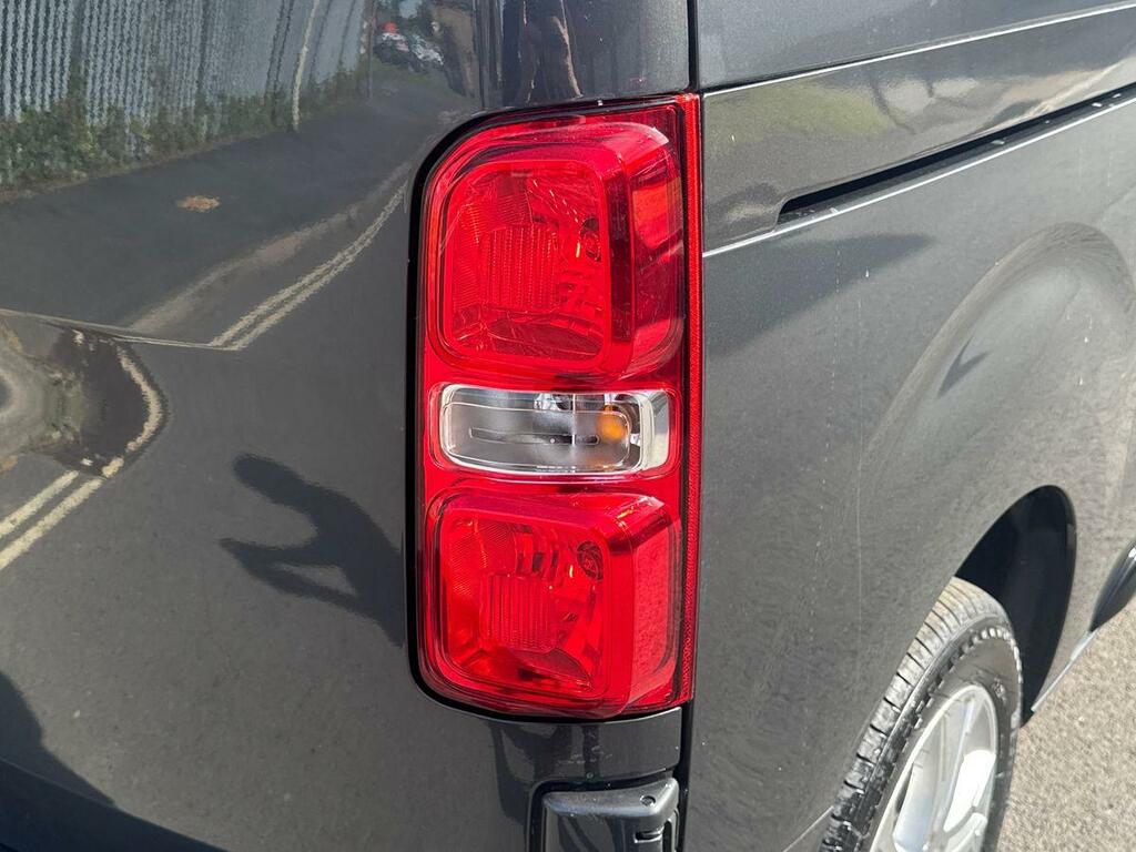 Vauxhall Vivaro 1.5 Pro M Panel Van 6Dr Swb Euro 6 Grey #37