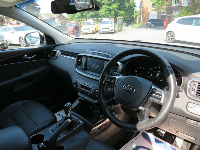 Kia Sorento 2.2 Crdi Kx-3 Suv Awd Euro 6 S RJ18AXZ White #6