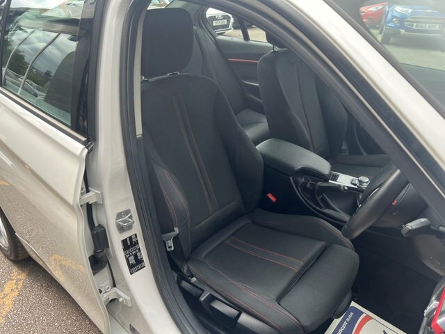 BMW 3 Series 2.0 320I Sport Saloon Euro 6 S S SC16YZA White #5