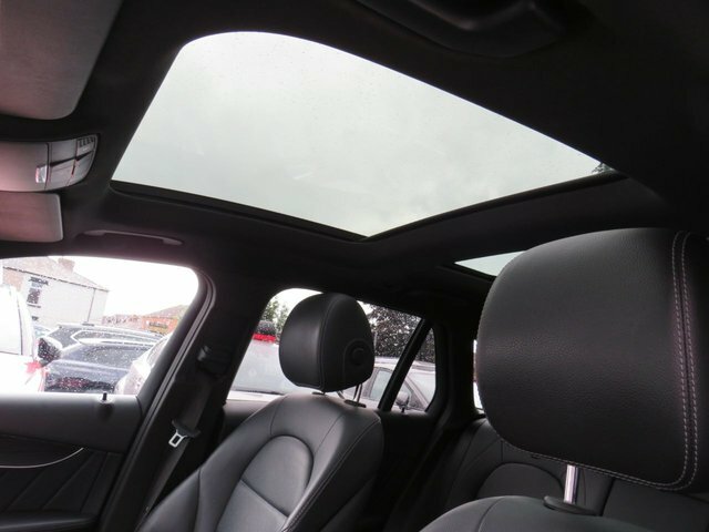 Mercedes-Benz GLC Class Glc 250 Amg Line Premium 9G-tronic Silver #28