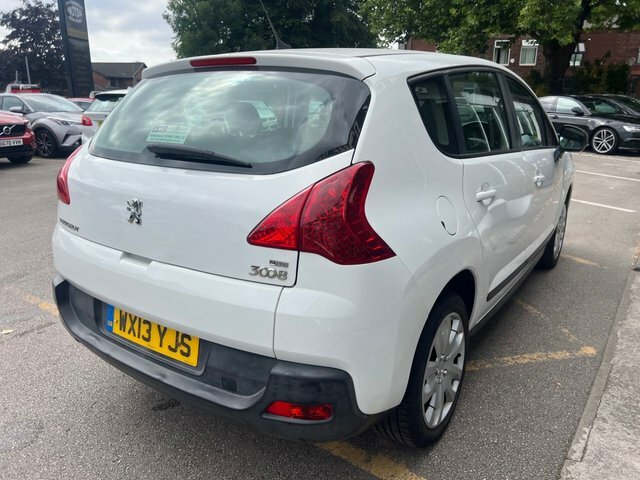 Peugeot 3008 Active Red #9